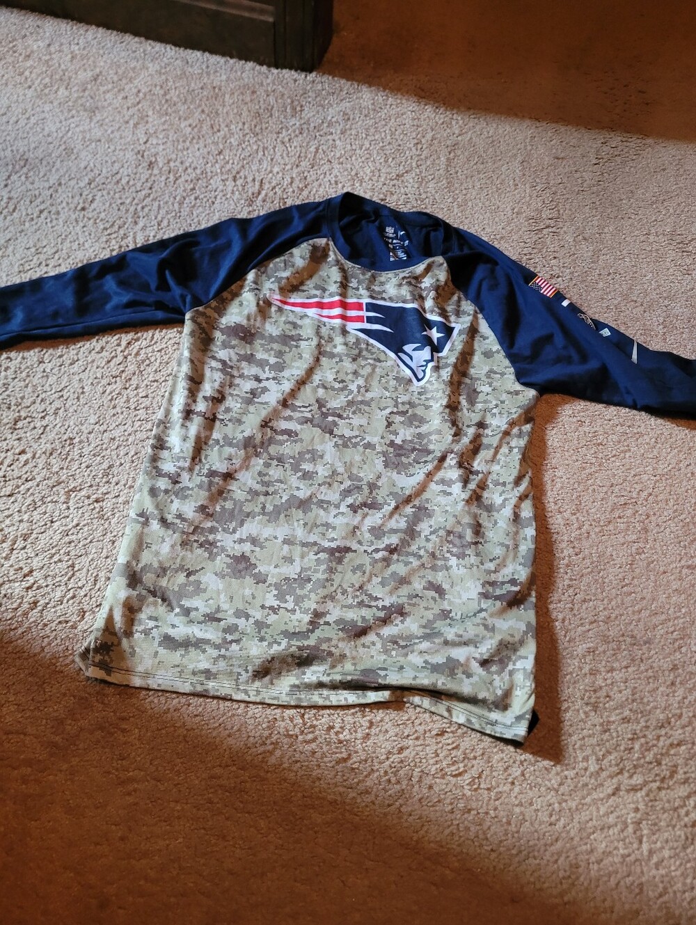 New England Patriots shirt